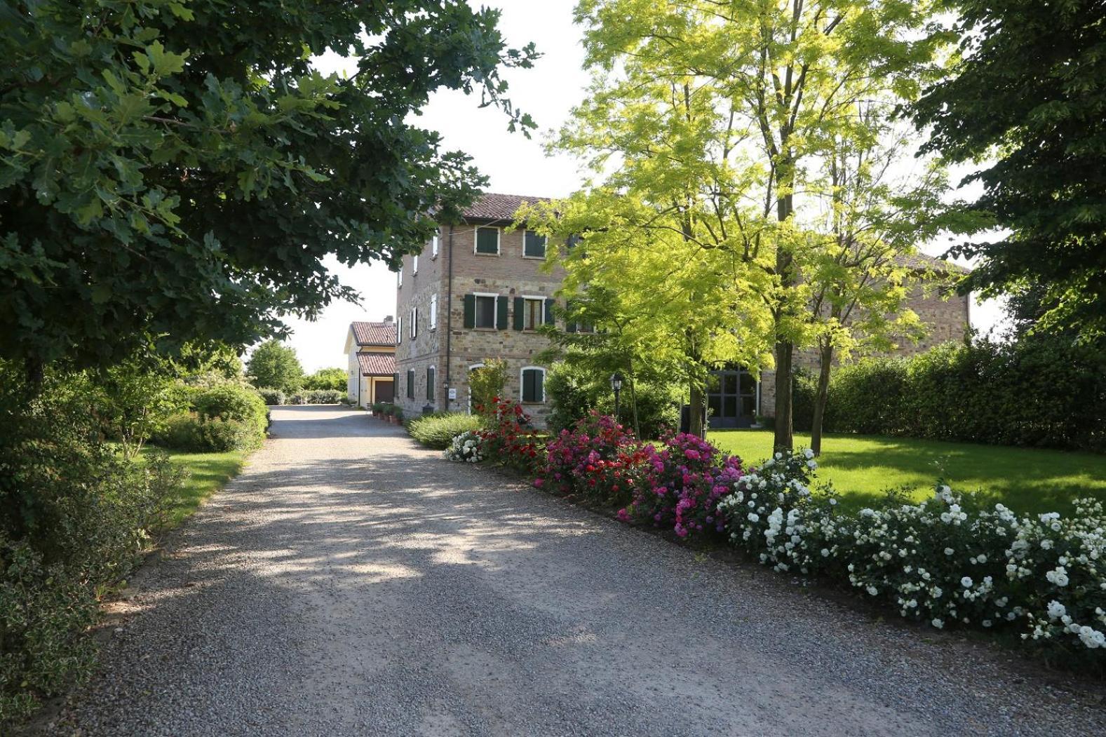 Agriturismo Il Brugnolo Scandiano Exterior foto